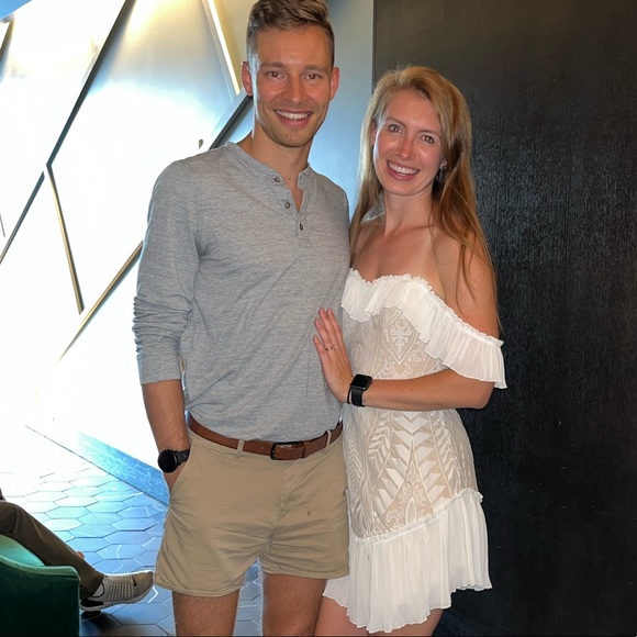 Meet your Poshers, Greg and Annie! - Picture 3 of 3